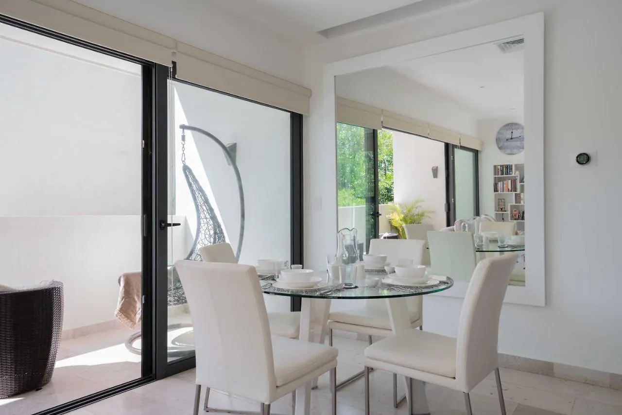 Apartment Mexication Beach Bliss: Stylish Playa Getaway Playa del Carmen